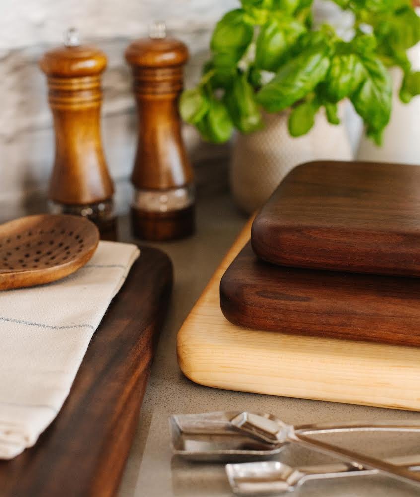 Best Wood for Cutting Boards: A Complete Guide - Mamma Mangia
