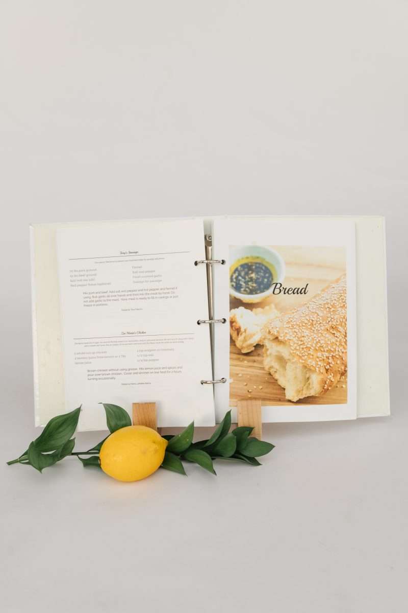 Cutting Board Stand - Mamma Mangia